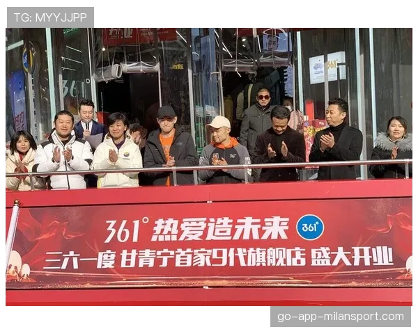 中国战队现场欢呼声震碎解说耳返(361 ) 中国战队现场欢呼声震碎解说耳返(361 )
